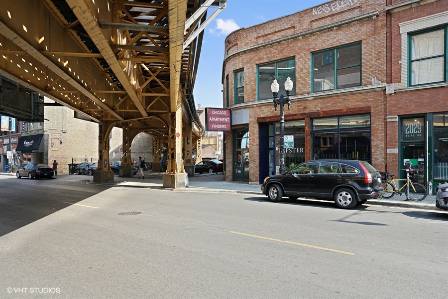 2025 W. North Ave. 2025 W. North Ave., Chicago, IL 60647 - Leasing by Cross Street